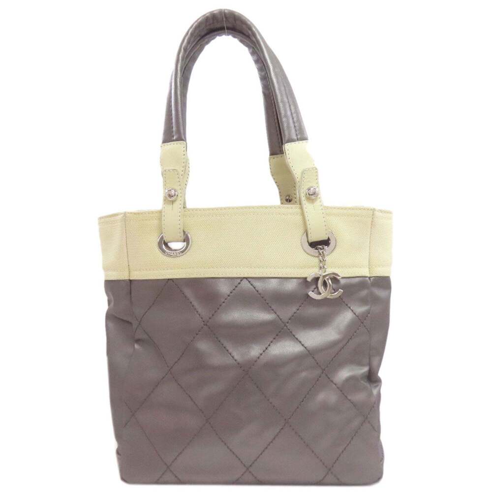 CHANEL White Bag